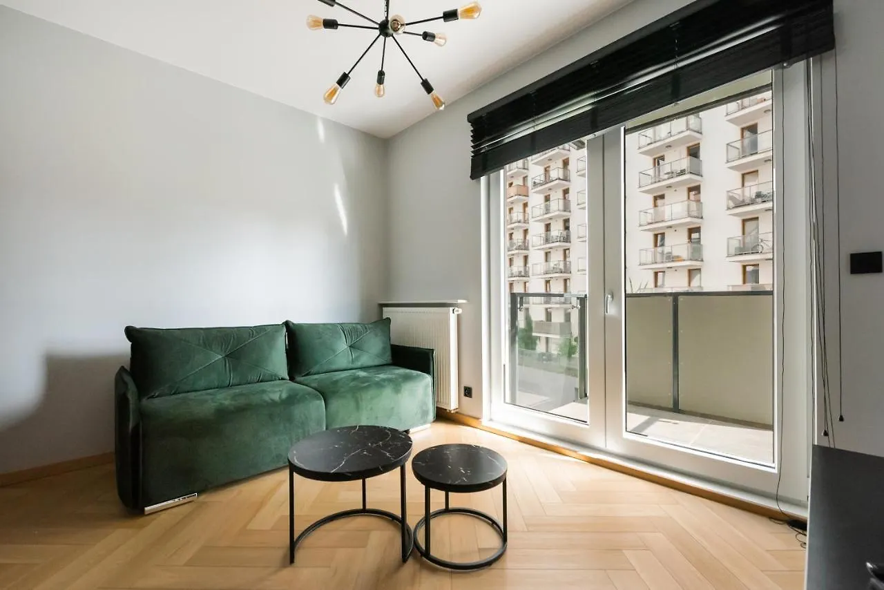 Varsovia Comfort 204 0*, وارسو بولندا